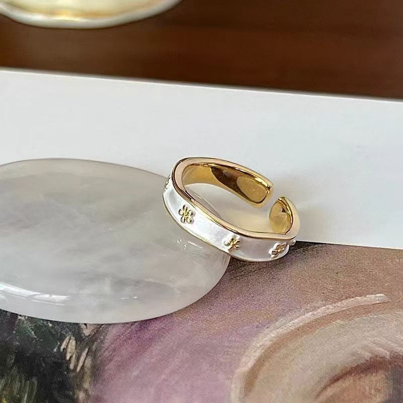 2026 Neuer Luxus-Feen-Schmetterlingsring für Damen, koreanischer Stil, einzigartiges Nischen-Design Ring