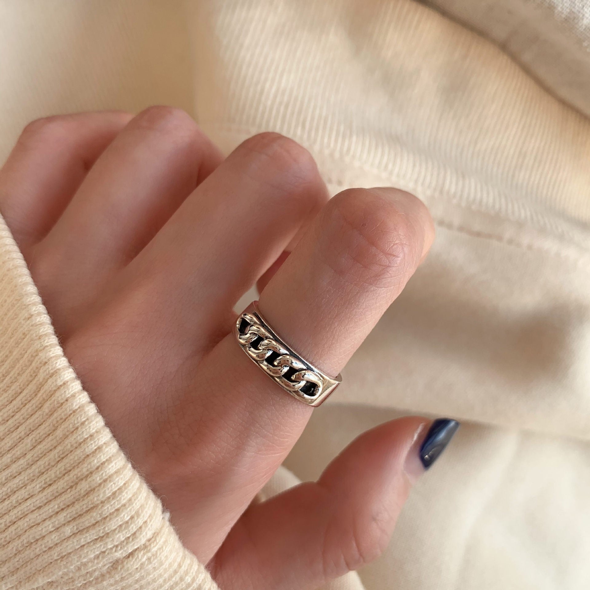 Koreanischer Nischen-Design 925er Silberring für Frauen, minimalistischer, nicht verblassender Vintage-Schwerindustrie-Fingerring Schmuck Großhandel