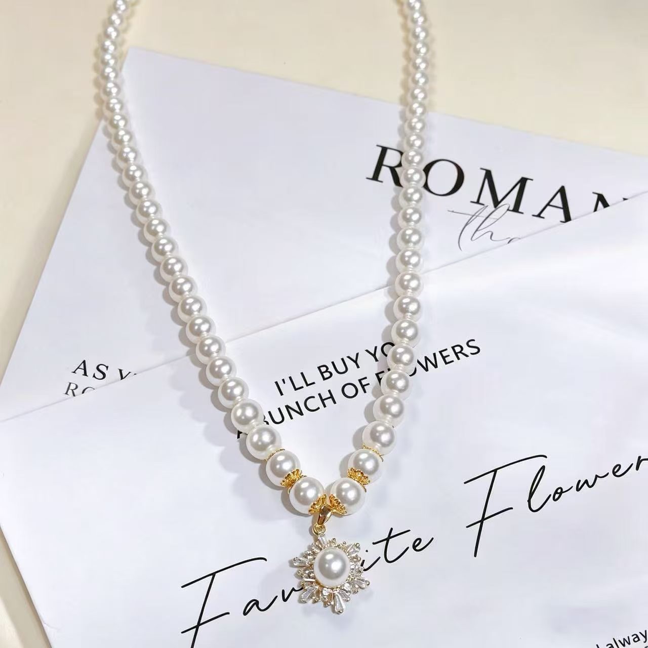 French-style Camellia Pearl Necklace For Women