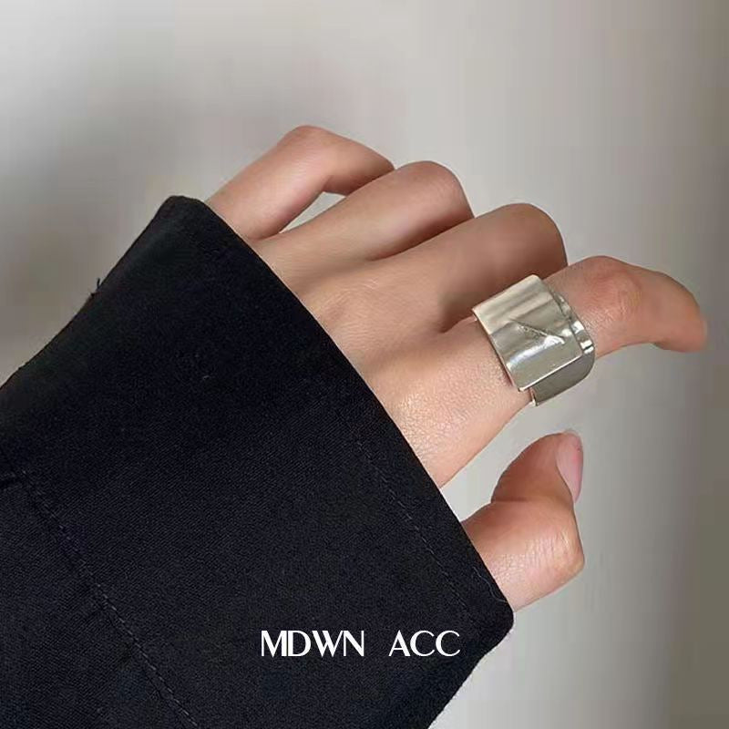 Mondstein Minimalistischer Ring, Luxuriöses Verstellbares Band für Frauen