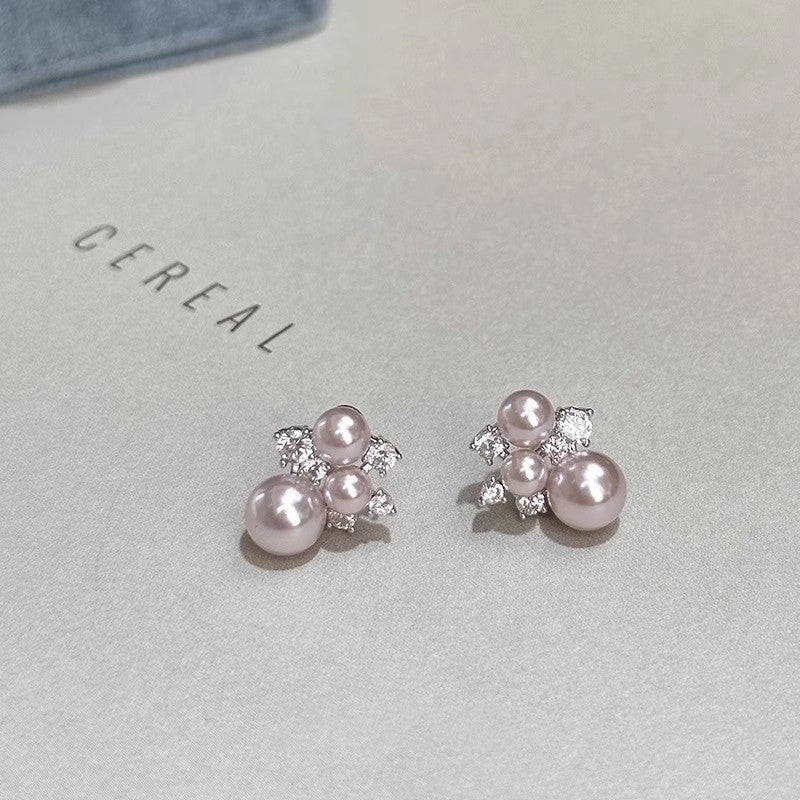 Gentle, Fair-looking Manta Rose Gold Pearl Zircon Stud Earrings