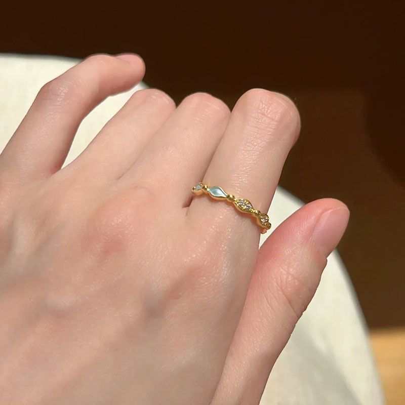 Süßer 3D-Schmetterlingsring für Damen, zarte Emaille-Farbe, niedlicher verstellbarer Ring, INS-Stil Nischen-Zeigefingerring