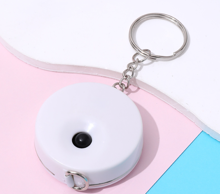Automatisches einziehbares Maßband – rund – mit Schlüsselanhänger – nordisches Rosa – ABS – 1,5 m – 1 Stück