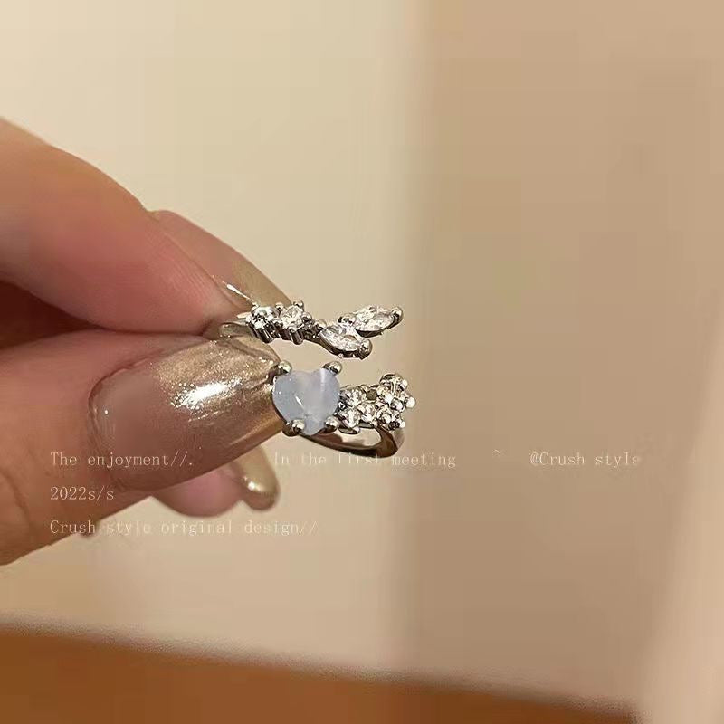 Süßer Cooler Ring mit Herz aus Zirkon, mit Denim-Textur, zierlicher leichter Luxusschmuck für Frauen