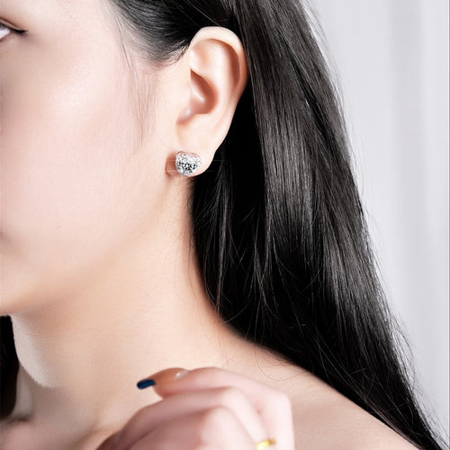 https://shineoss.oss-cn-hongkong.aliyuncs.com/wang/2025/09/30/237551f9-56be-4d36-a892-df44bb4ee4f1.jpg