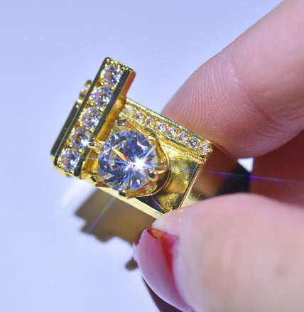 Gold-plated Engagement Ring With Simulated Diamonds
