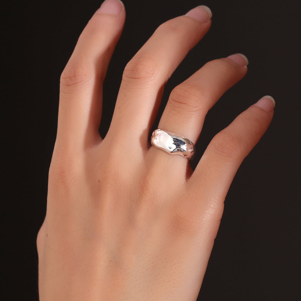 Women's Retro Punk Index Finger Ring