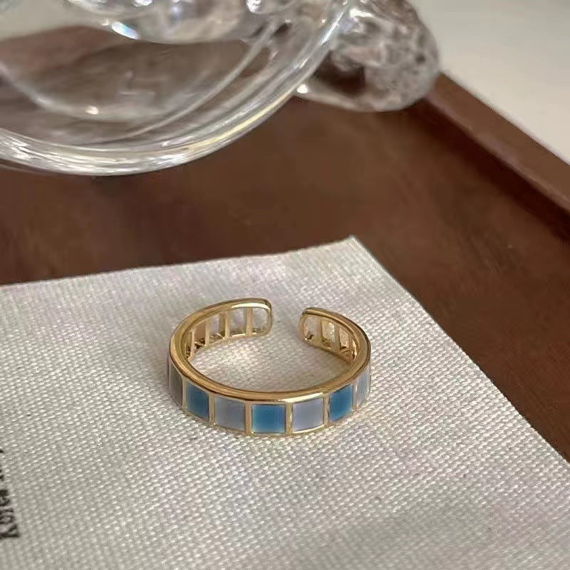 Women's Ring With High-End & Unique Design, Cold Minimalist Style, Japanese Light Luxury, European  American INS Trend, Emerald Ring