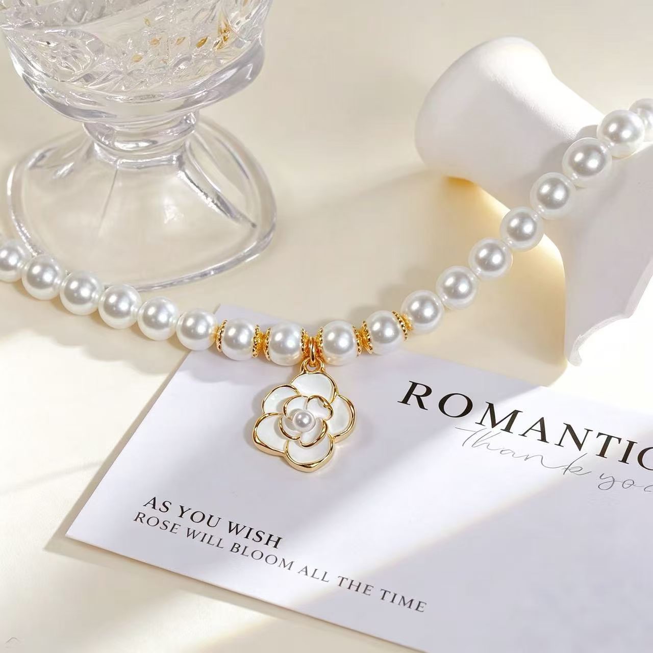 French-style Camellia Pearl Necklace For Women