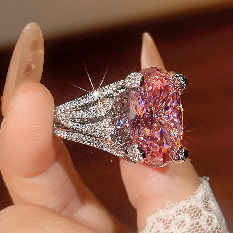 Neuer Modering mit bunten Edelsteinen, blauem und rotem Korund, rosafarbenem Diamant-Inlay, stilvoller High-End europäischer und amerikanischer Stil für Damen