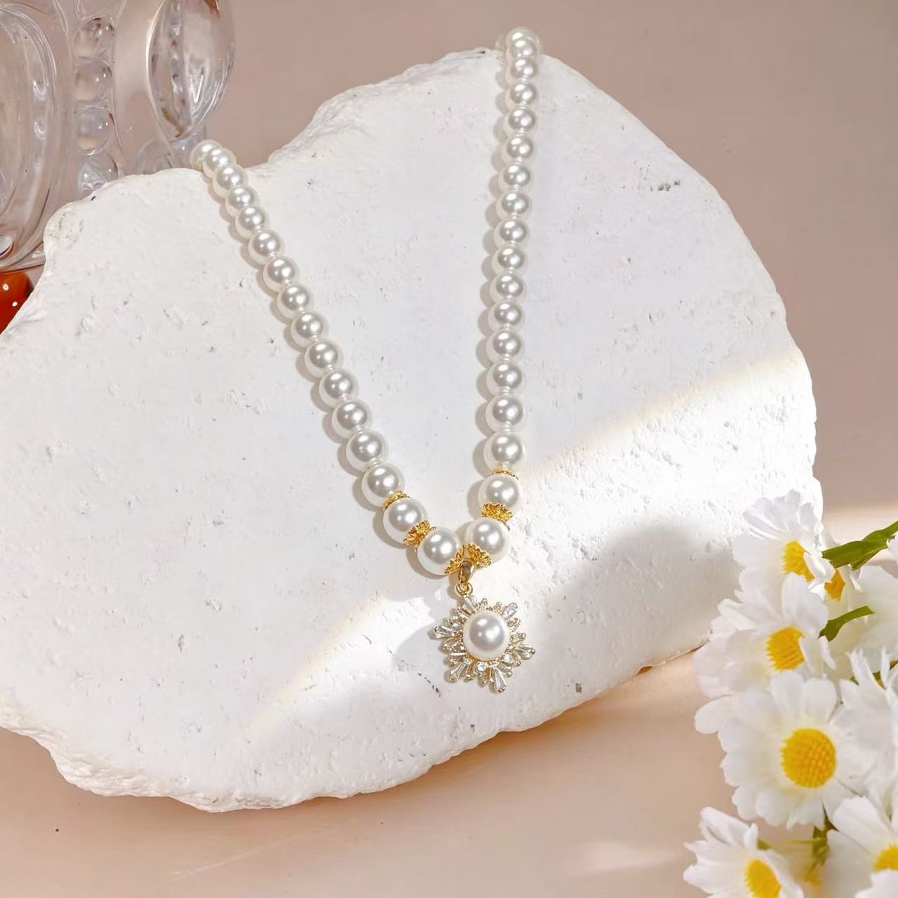 French-style Camellia Pearl Necklace For Women