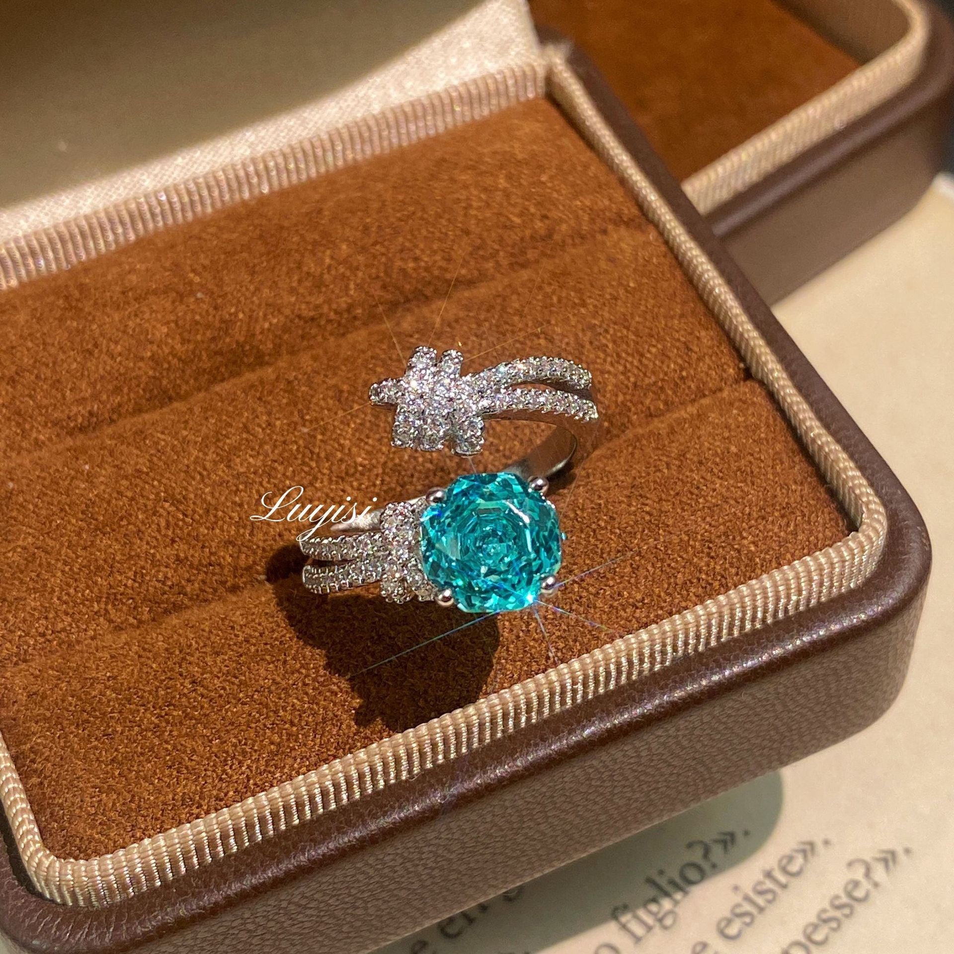 Dopamin-violetter Zirkonring, trendiger leichter Luxus-Stapelring für Damen