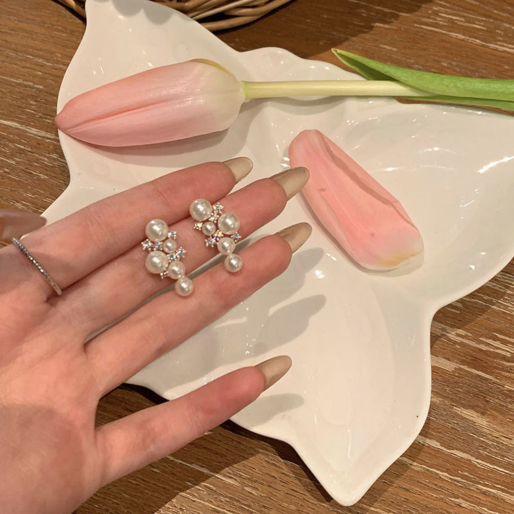 Elegante Perlenohrringe für Frauen, 2-in-1-Design, vergoldete Zirkonia-Steckerohrringe, luxuriöse Vintage-Hängeohrringe für Hochzeiten und den Alltag