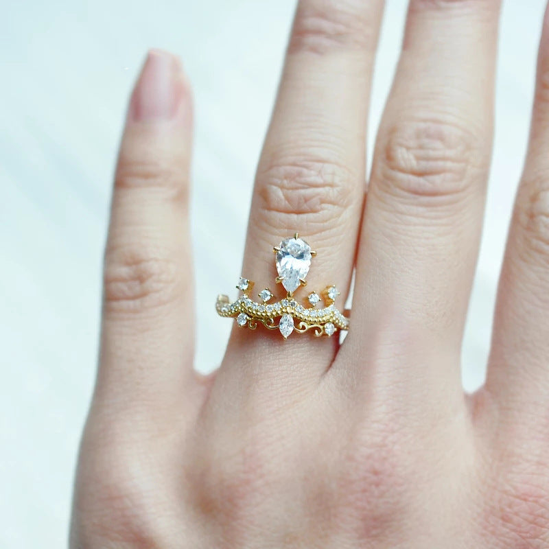 Vintage Crown Design Pear Cut Simulated Moissanite Engagement Ring