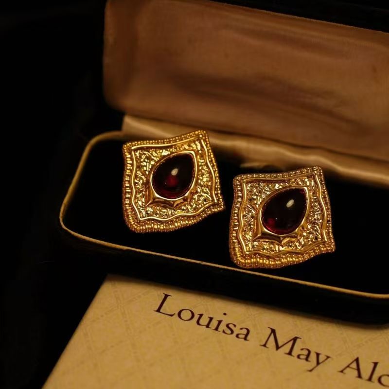 c6e8389d9d2019b1c9199ab65ec02ab6
