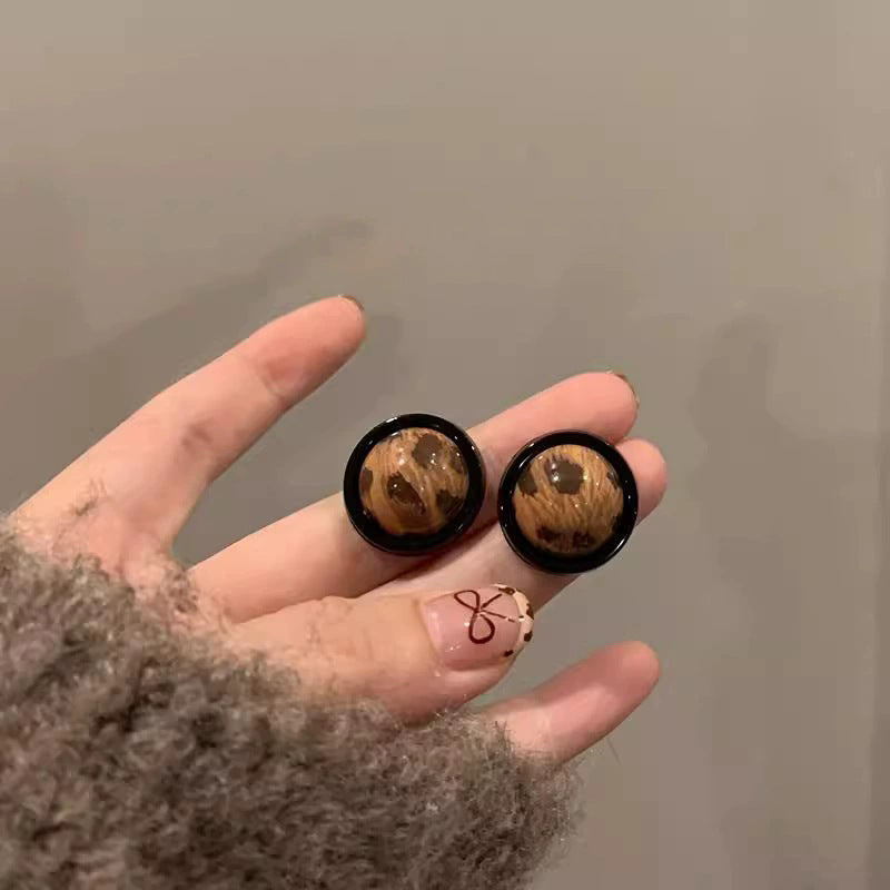 Vintage Bernstein Katzenaugen Ohrstecker für Frauen, zierliche goldfarbene Harz-Kugelohrringe, luxuriöser minimalistischer Brautschmuck als Geschenk