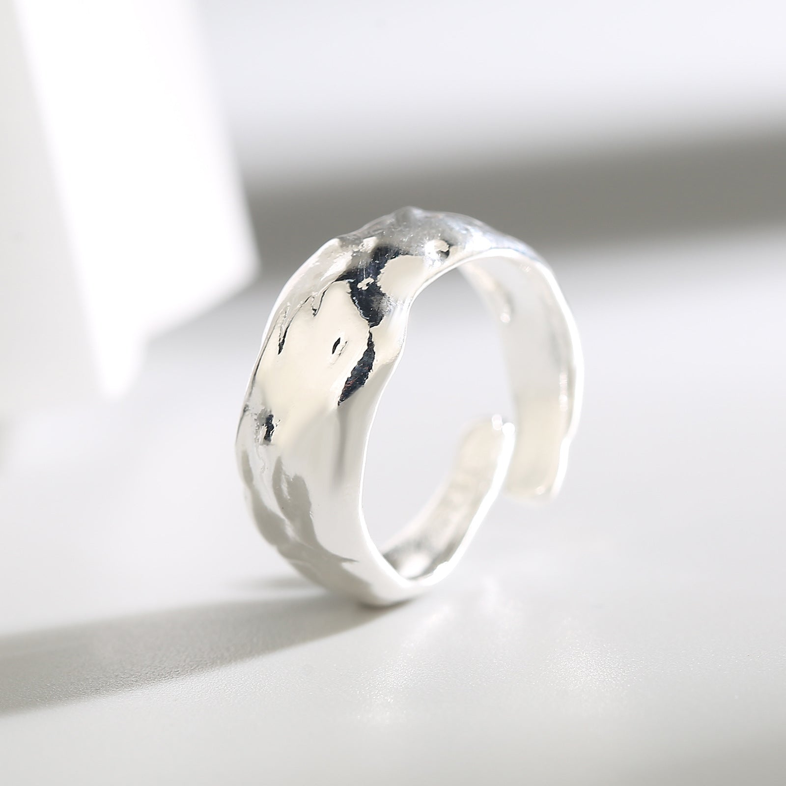 Women's Retro Punk Index Finger Ring