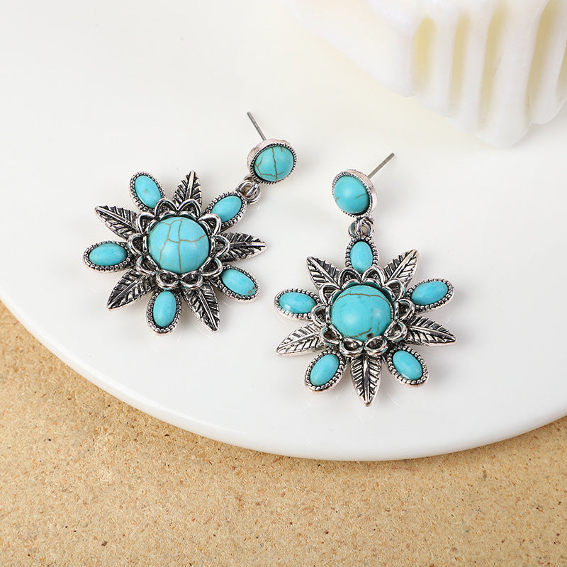 Western-style Loose Turquoise Bead Necklace With Electroplating