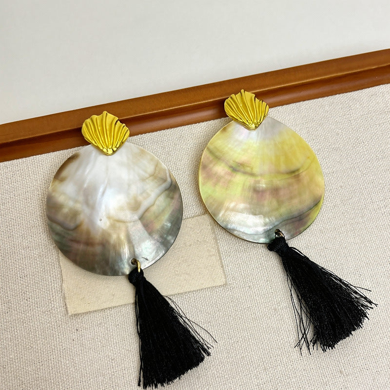 Muschelförmiges rundes Quasten-Ohrring- und Halsketten-Schmuckset