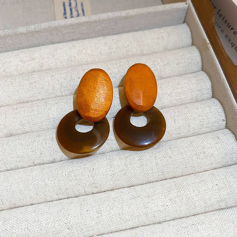 Maillard-Stil Vintage Runde Ohrringe für Frauen, Unregelmäßige Silber Textur Braune Harz Ohrstecker, Retro Luxus Geometrischer Ohrschmuck für den täglichen Weg zur Arbeit und Party