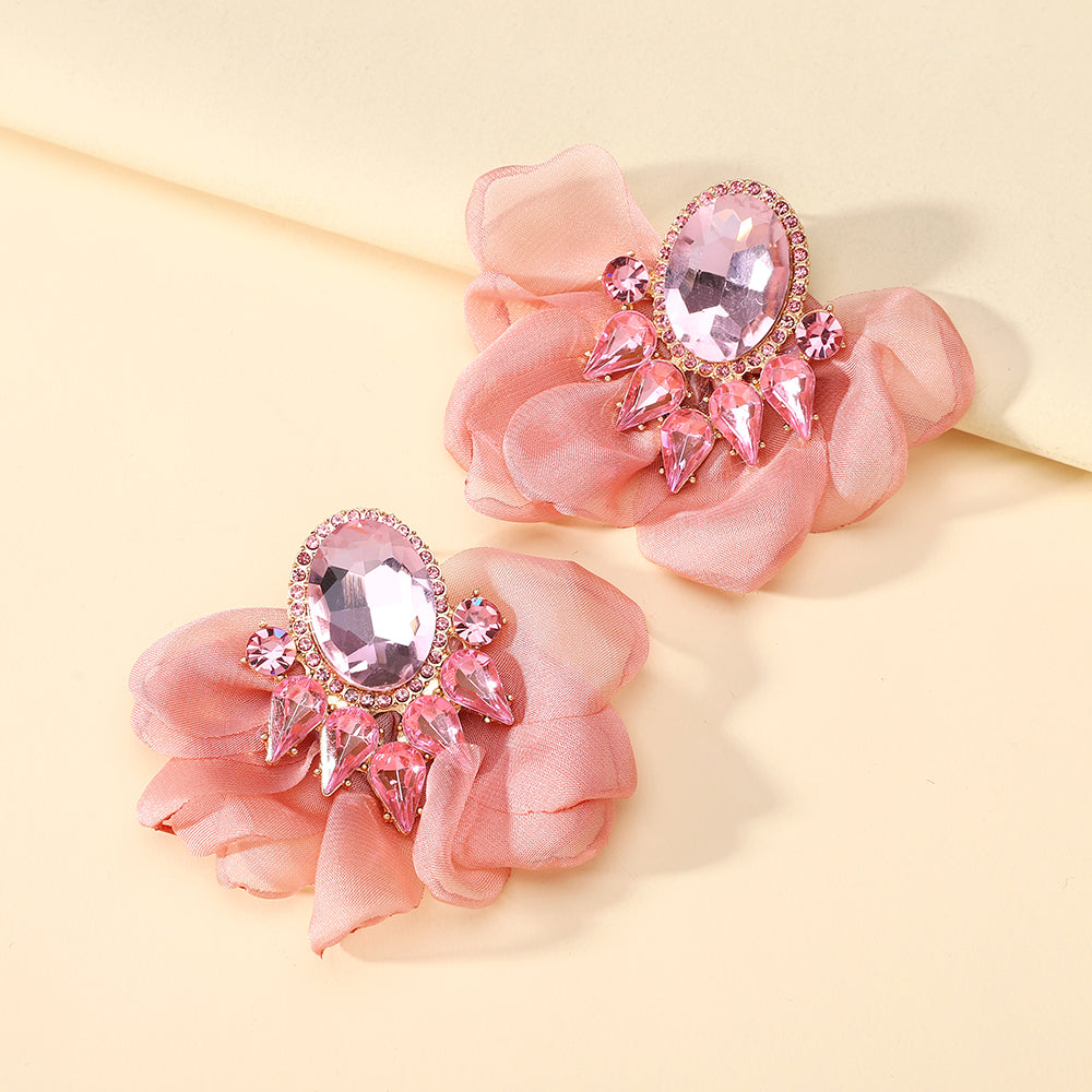 Handgemachte bunte Glas-Chiffon-Blumen-Ohrstecker für Frauen, kühner Modeschmuck für Party, Abschlussball, Urlaub