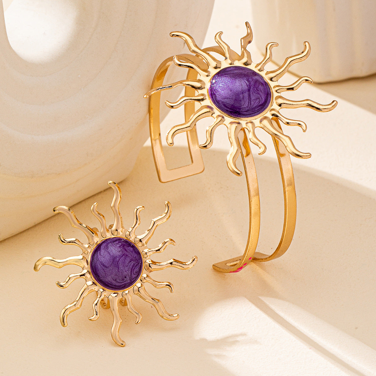 Elegantes und stilvolles Sonnenblumen-Armband- und Ring-Schmuckset für Frauen