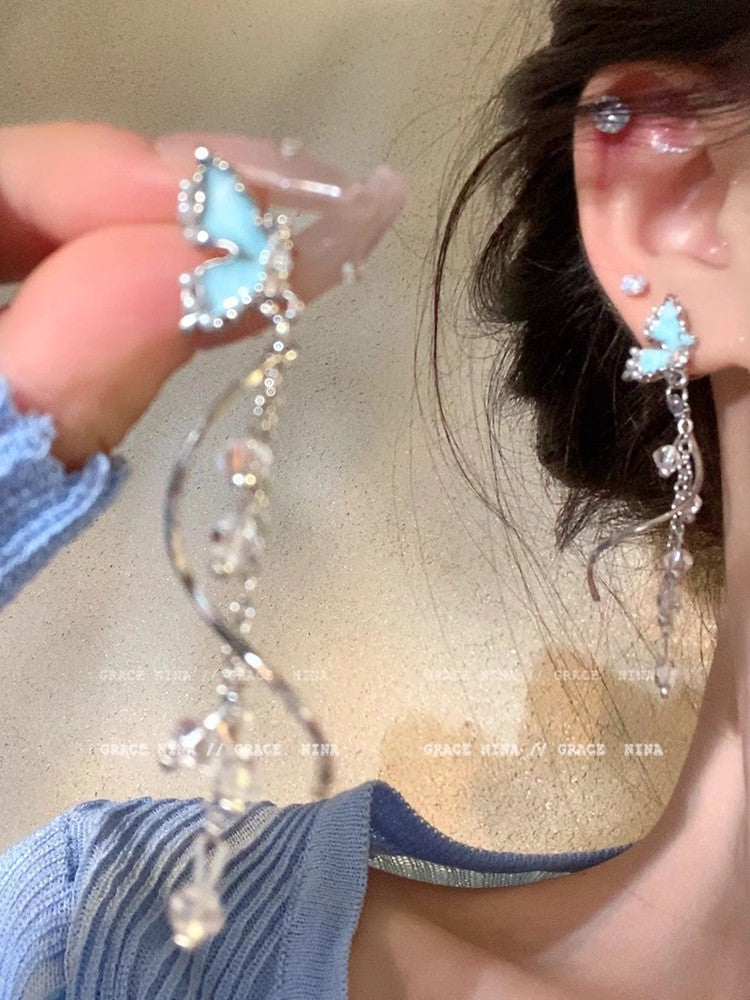Ohrringe mit funkelndem Sternenanhänger für Damen, zierliche Mini-Creolen mit Zirkonia-Stern, süße, trendige, versilberte Ohrknorpel-Schmuck