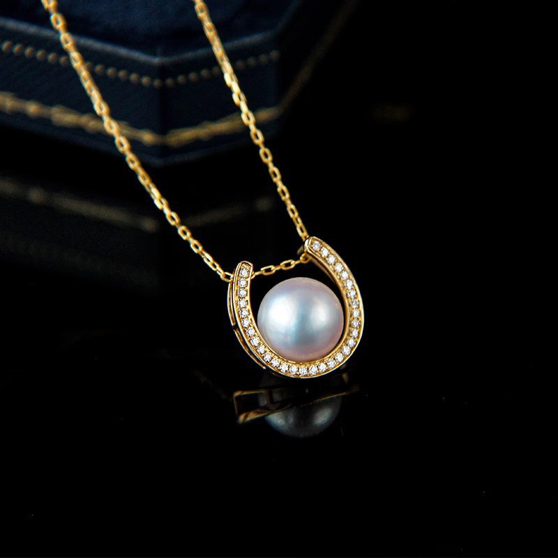 Light Luxury, Lightly Paved With Zirconia, Elegant U-Shape Pearl Necklace