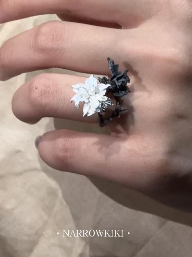 Schwarz-Weiß Mandala-Blumenring, Nischendesign, Cooler Stil Wechselnde Farbe Pinky Ring