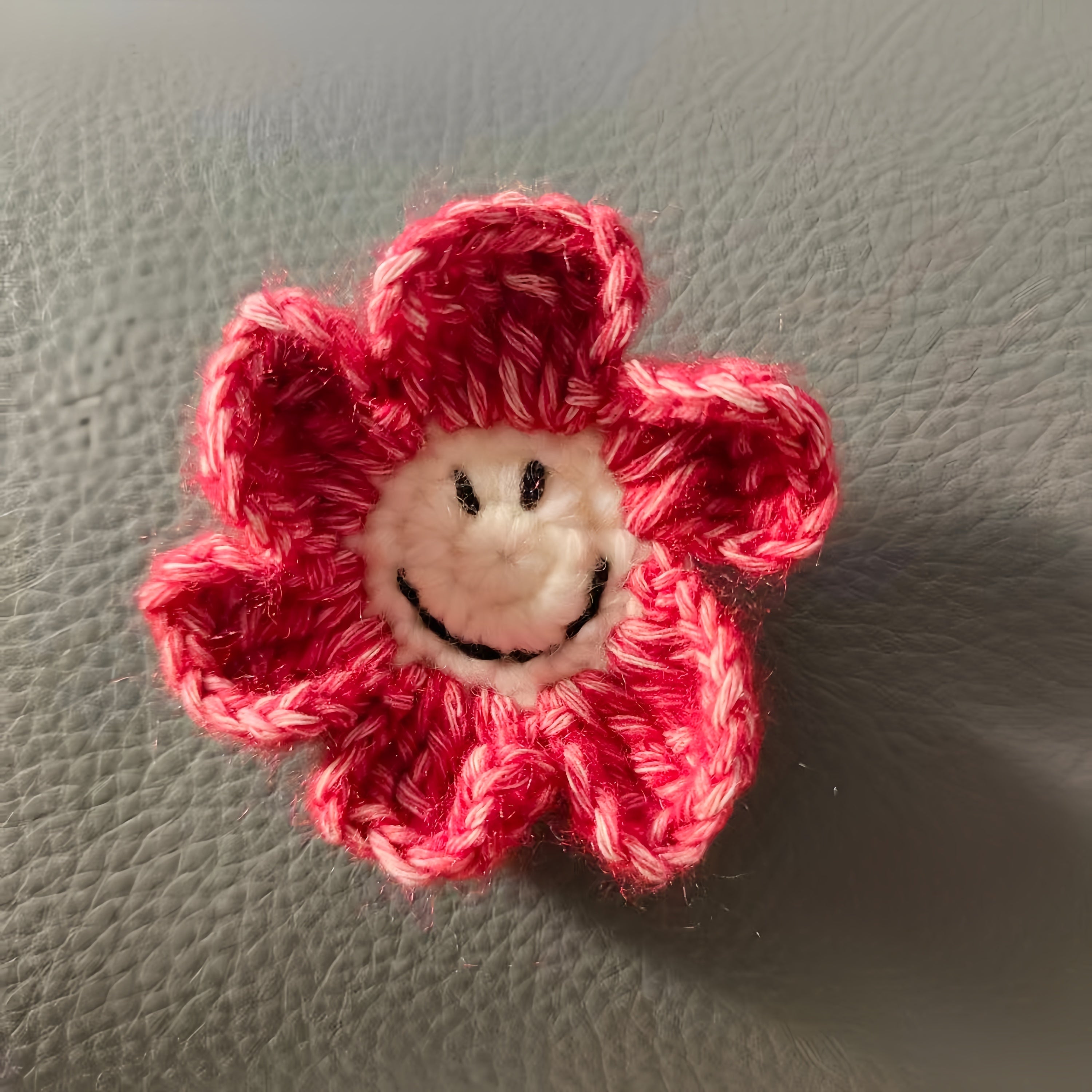 Knitted brooch-Flower style-Olive green-1 piece