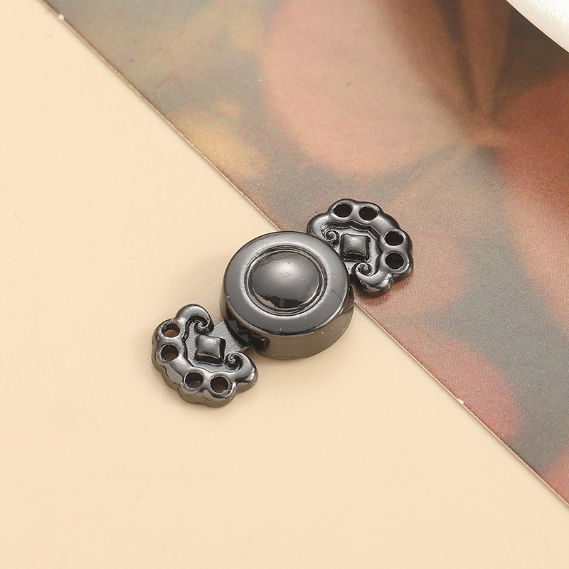 Metal magnetic suction cup buckle-Xiangyun pattern model-gun color-alloy-1 piece