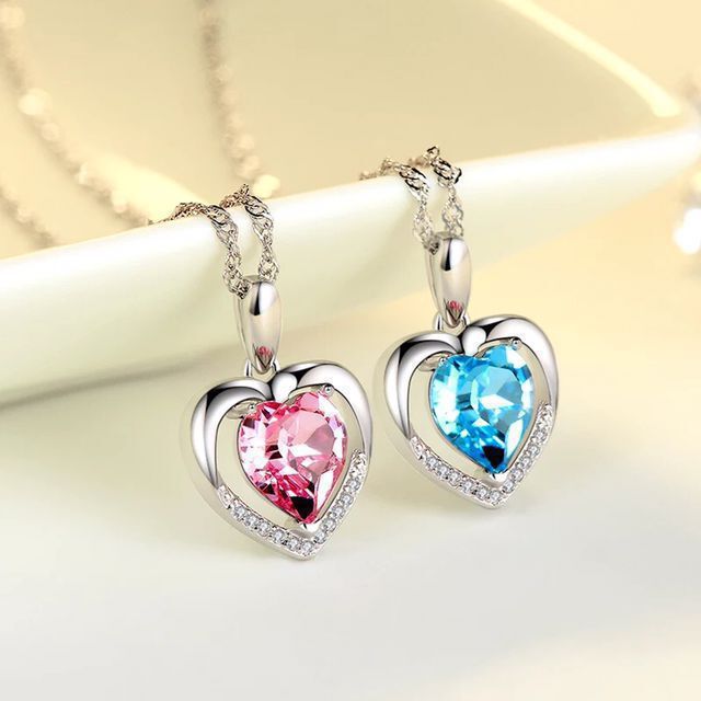 Women's Clavicle Simple Lapis Lazuli Heart Pendant