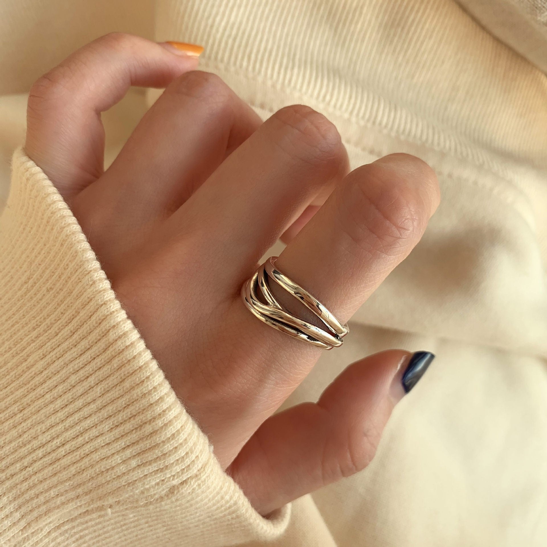 Koreanischer Nischen-Design 925er Silberring für Frauen, minimalistischer, nicht verblassender Vintage-Schwerindustrie-Fingerring Schmuck Großhandel