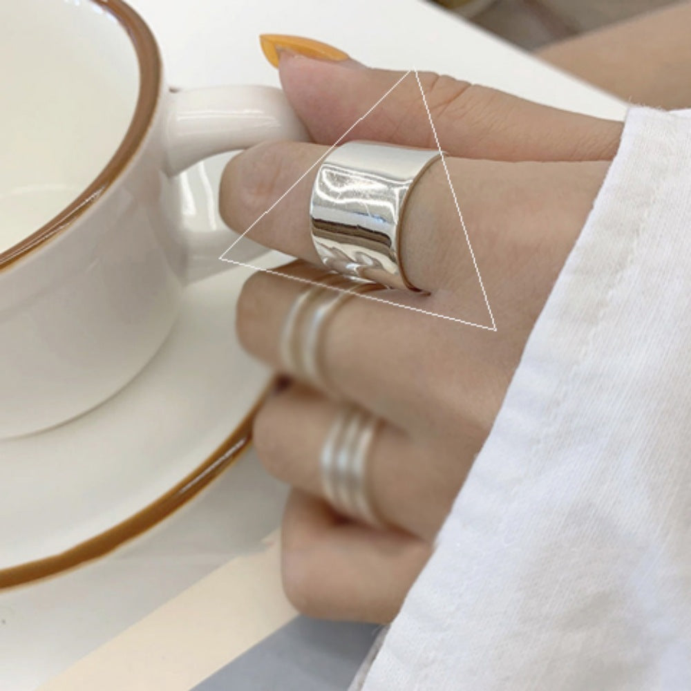 S925 Sterling Silberringe für Damen, einzigartiges Nischen-Design, anlaufbeständige minimalistische luxuriöse Vintage-Statement-Ringe