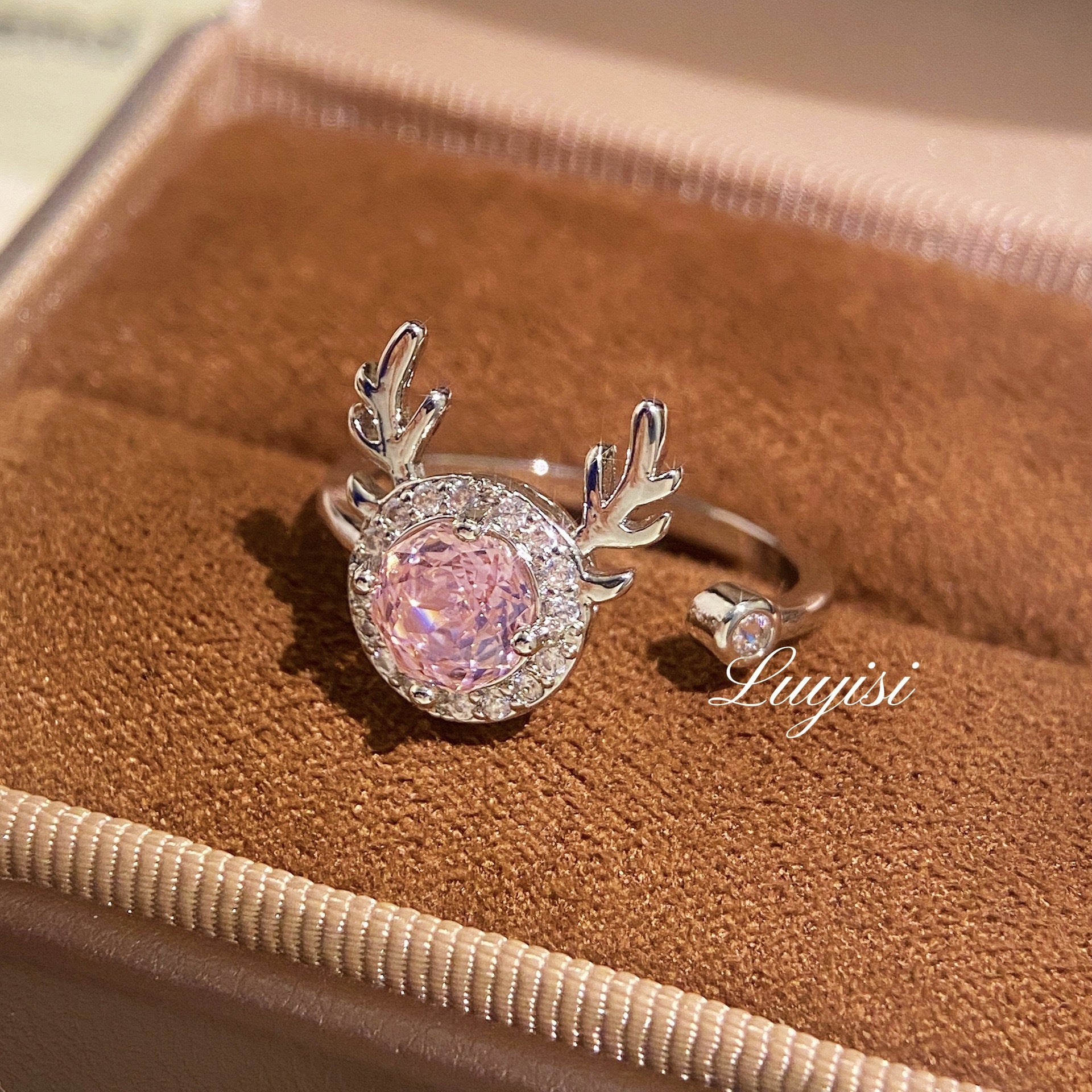 Zierlicher violetter Kristall-Hirschkopf-Ring, verstellbarer Stapelring, Modeschmuck für Frauen Alltagskleidung