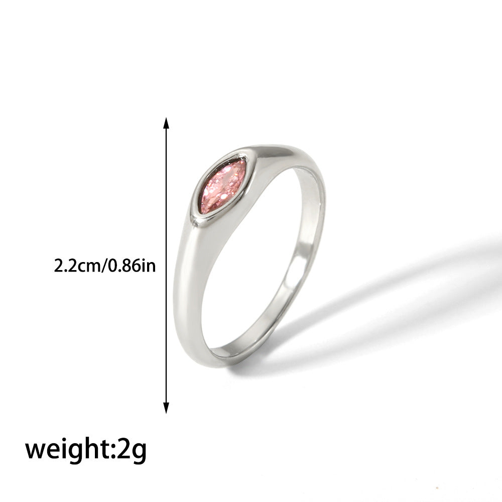Retro 18K Gold Edelstahlring mit Zirkon-Einlagen