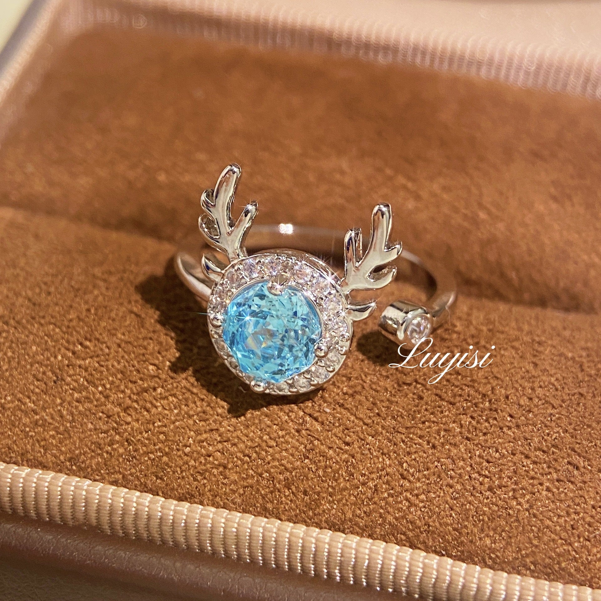 Zierlicher violetter Kristall-Hirschkopf-Ring, verstellbarer Stapelring, Modeschmuck für Frauen Alltagskleidung