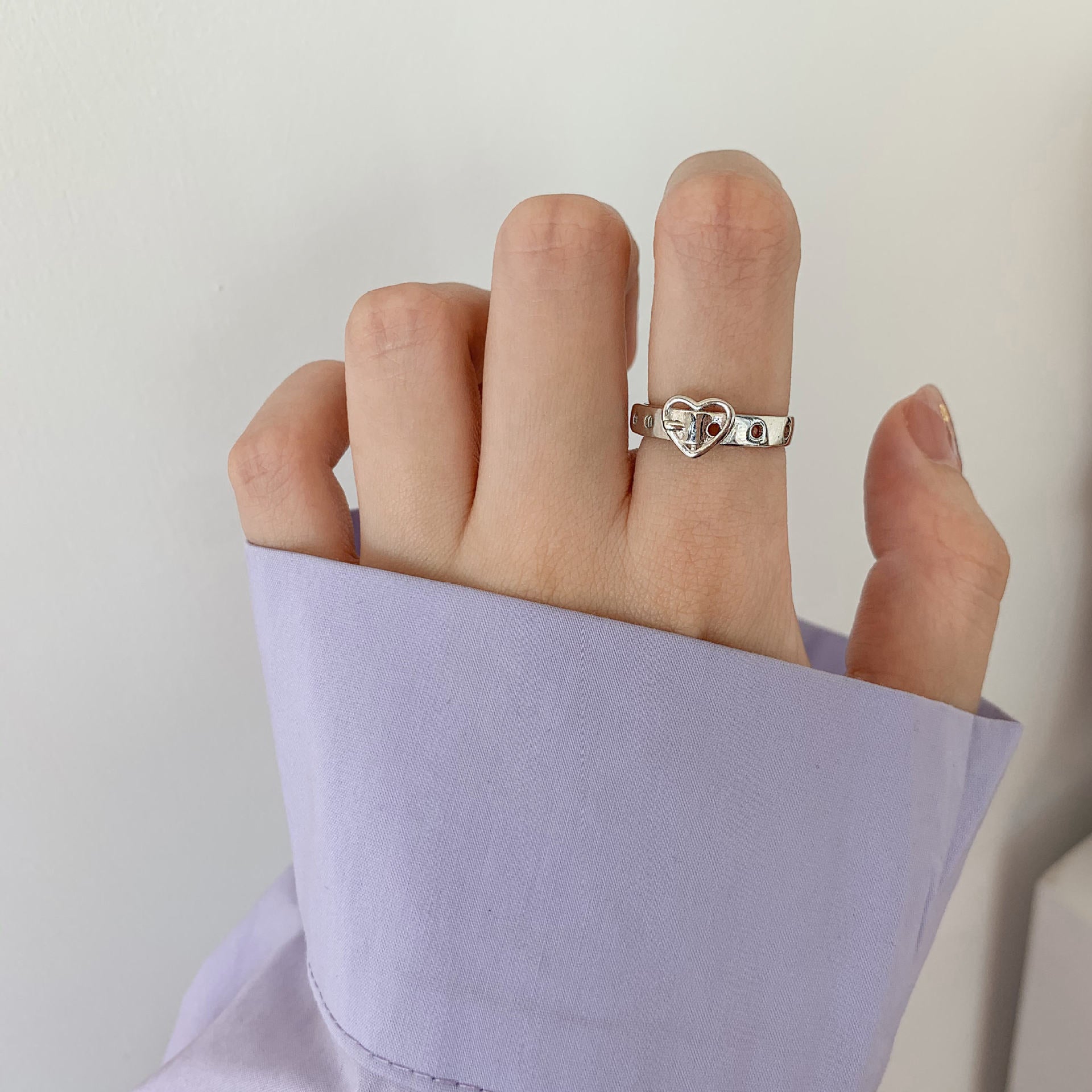 Ring aus 925er Sterlingsilber mit gedrehter Kette und offener Form