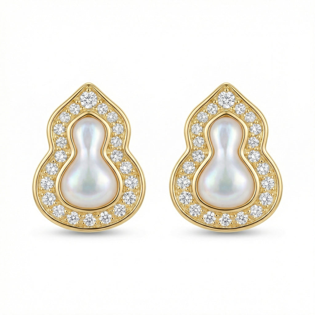 925 Sterling Silver Exquisite Mother-of-Pearl and CZ Gourd-Shaped Stud Earrings