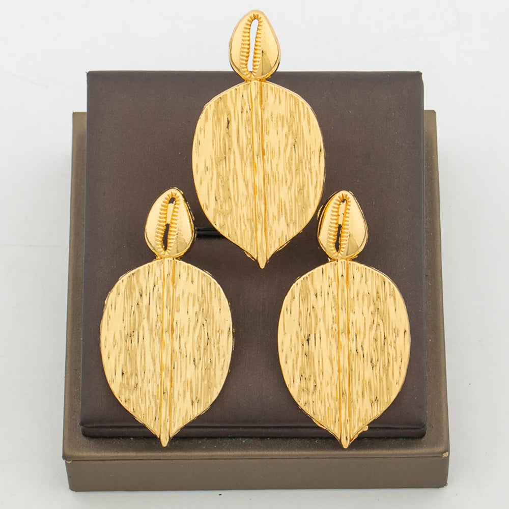 Wunderschöne Ohrringe mit Ring-Set für afrikanische Bräute, 18 Karat Goldfarbe, Clip-Ohrringe und Fingerring, elegante Dubai-Schmuck-Accessoires