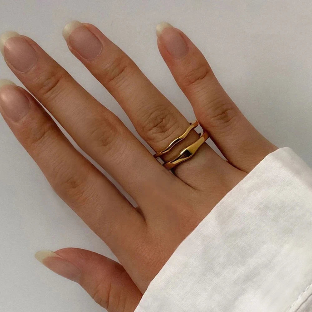 Edelstahlring für Frauen Unregelmäßige Wellenringe Trendy Einfache Geometrische Handgemachte Pärchen Schmuck Großhandel Dropshipping