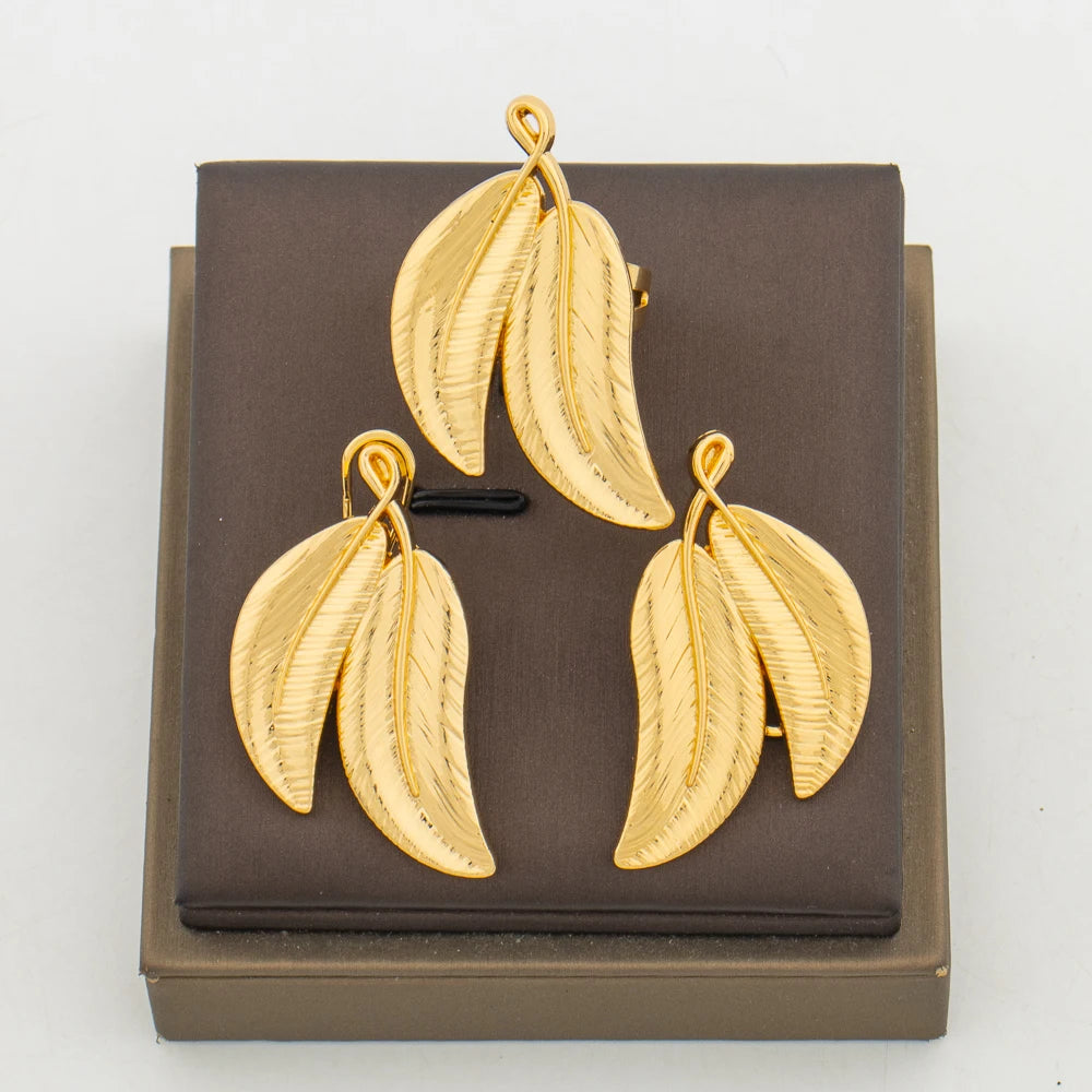 Dubai Goldfarbenes Schmuckset für Partys, Blätter-Design-Ohrringe und Cocktailring, 2-teiliges Set für Hochzeiten, Brautschmuck-Accessoires