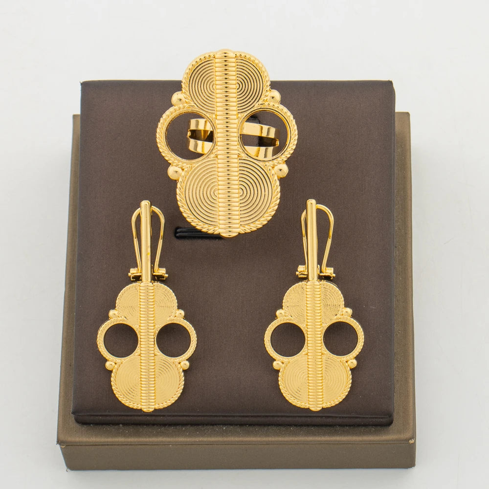 Dubai Goldfarbenes Schmuckset für Partys, Blätter-Design-Ohrringe und Cocktailring, 2-teiliges Set für Hochzeiten, Brautschmuck-Accessoires