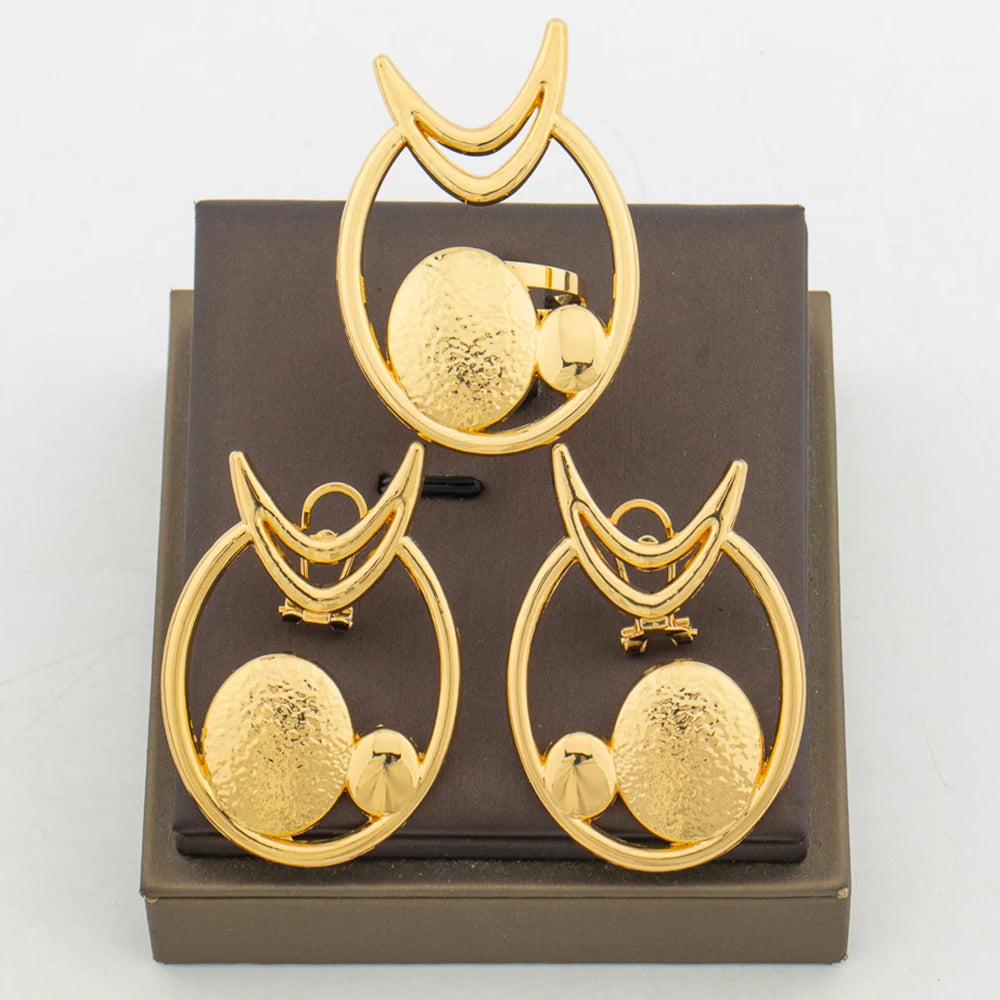 Wunderschöne Ohrringe mit Ring-Set für afrikanische Bräute, 18 Karat Goldfarbe, Clip-Ohrringe und Fingerring, elegante Dubai-Schmuck-Accessoires