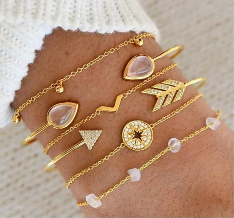 4tlg./Set Böhmische Steinperlen Kettenarmbänder Set für Damen Metall Herz Runde Quaste Anhänger Armreif Mode Schmuck