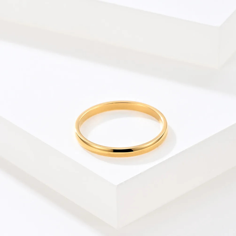 2mm dünner stapelbarer Ring Edelstahl Paarringe für Frauen und Männer Größe 4-12