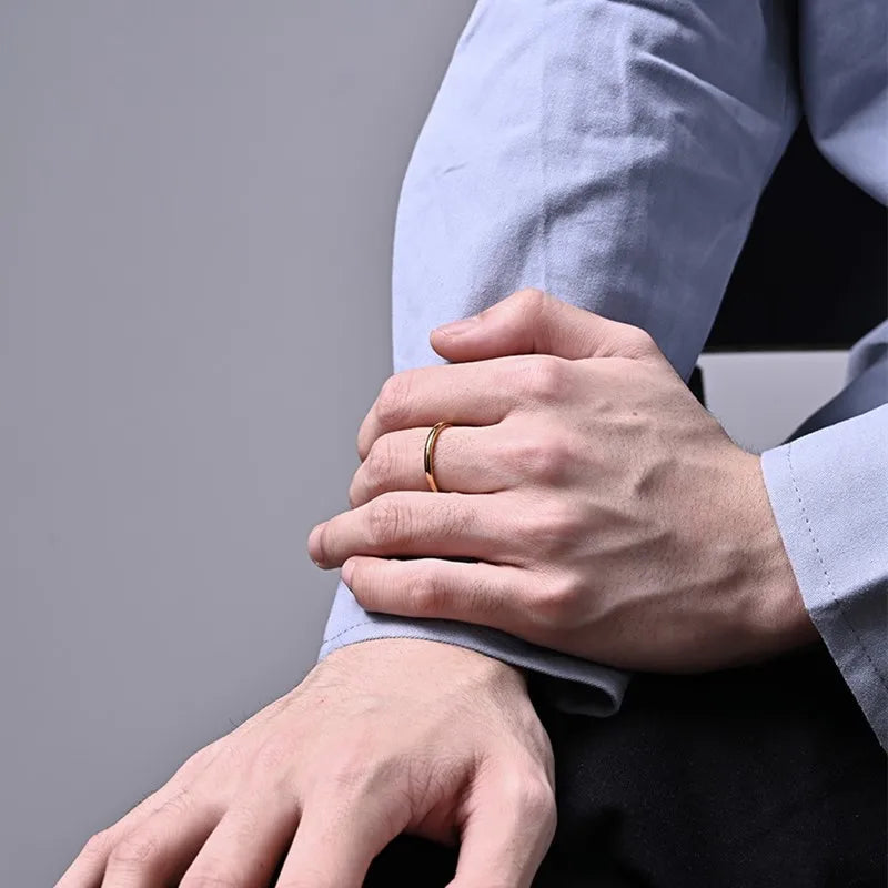 Anillo apilable fino de 2 mm, anillos de pareja de acero inoxidable para mujeres y hombres, talla 4-12