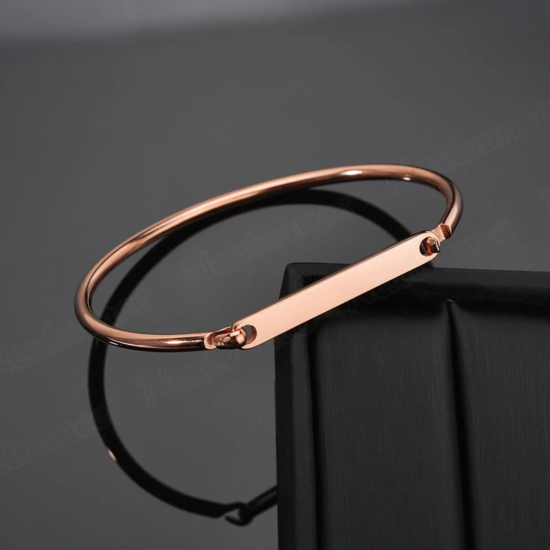 Nextvance Customized Engraving Nameplate Couple Bracelets on hand Stainless Steel Chain Bracelet For Women Lovers Jewelry Day