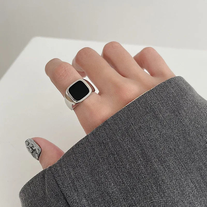 Anillo de plata de ley 925 chapado para mujer, regalo para niña, piedra negra, cristal esmaltado, retro, punk, abierto, joyería al por mayor