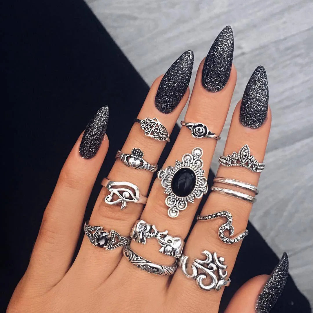 Trendiger geometrischer Mond-Knöchel-Fingerringe-Set für Frauen 2021 Böhmischer Kristallstein Damenring Hochzeitsschmuck